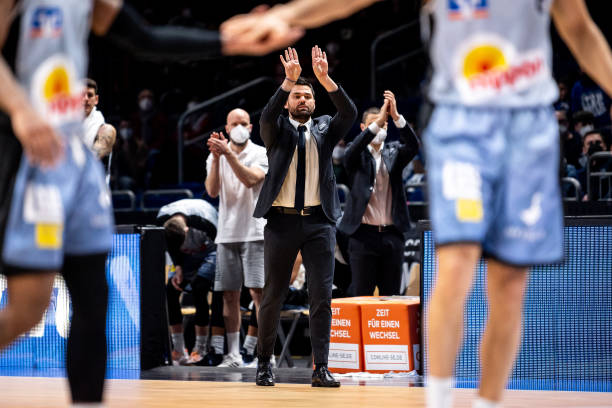 努力改正 努力改正