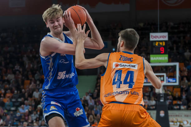 尊重对手的 尊重对手的