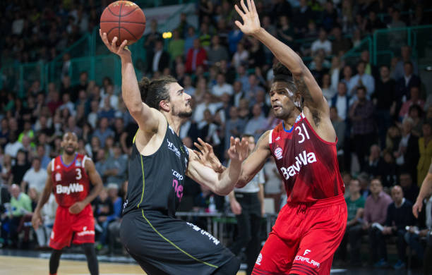 和英超的球 和英超的球